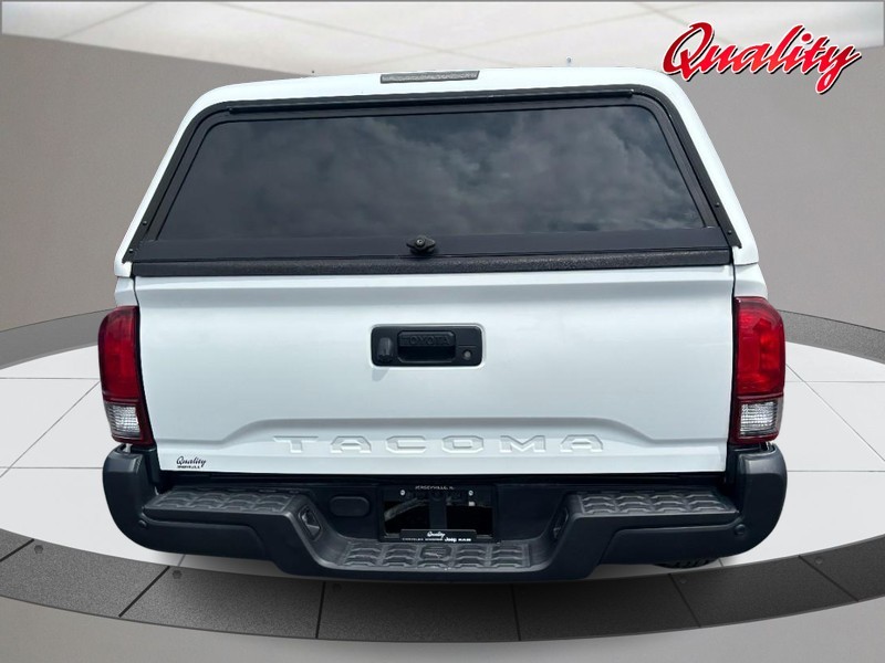 Toyota Tacoma 2WD Vehicle Image 04