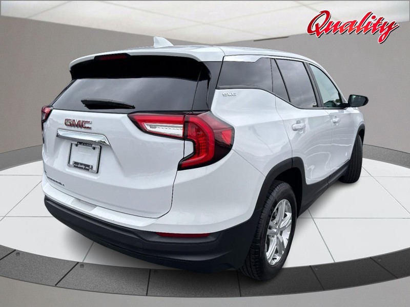 GMC Terrain Vehicle Image 03