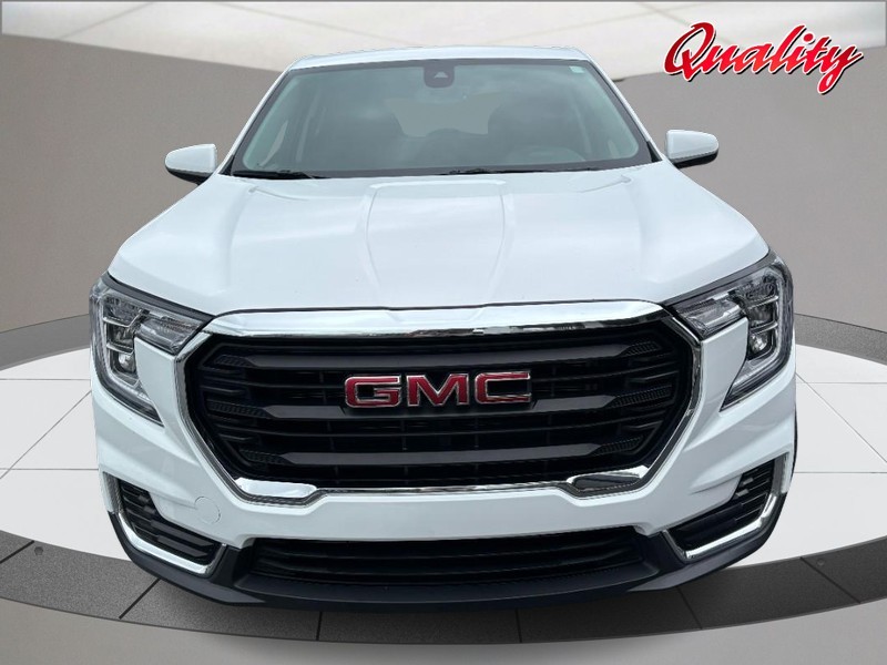 GMC Terrain Vehicle Image 10