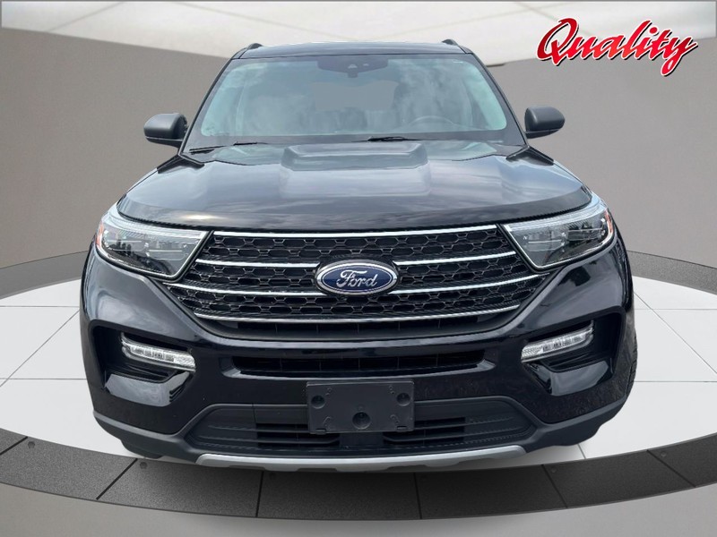 Ford Explorer Vehicle Image 10