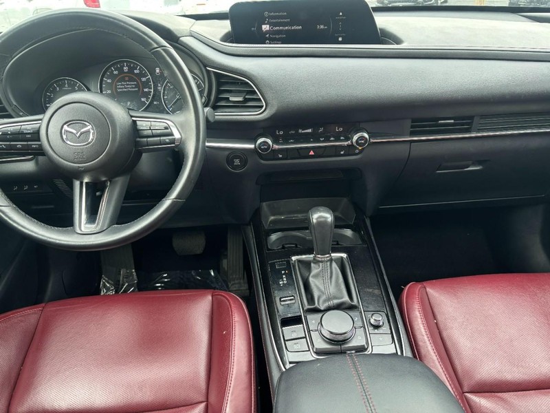 Mazda CX-30 Vehicle Image 13