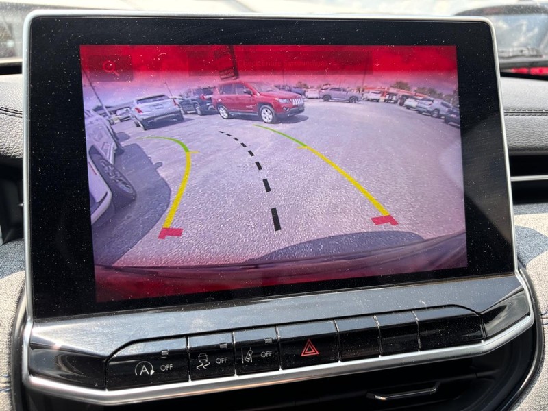 Jeep Compass Vehicle Image 19