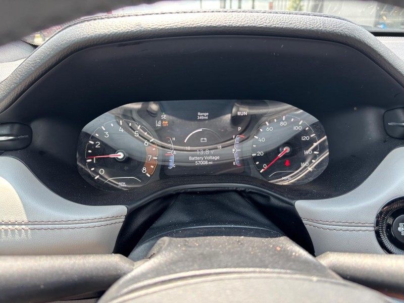 Jeep Compass Vehicle Image 18
