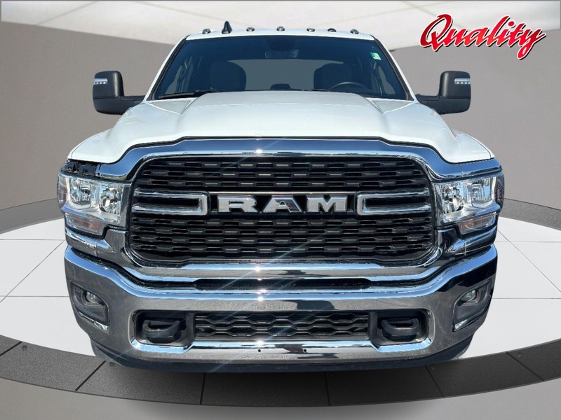 Ram 3500 Vehicle Image 10