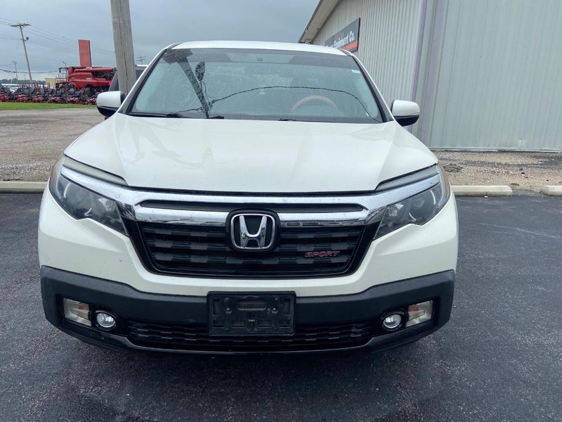 Honda Ridgeline Vehicle Image 02