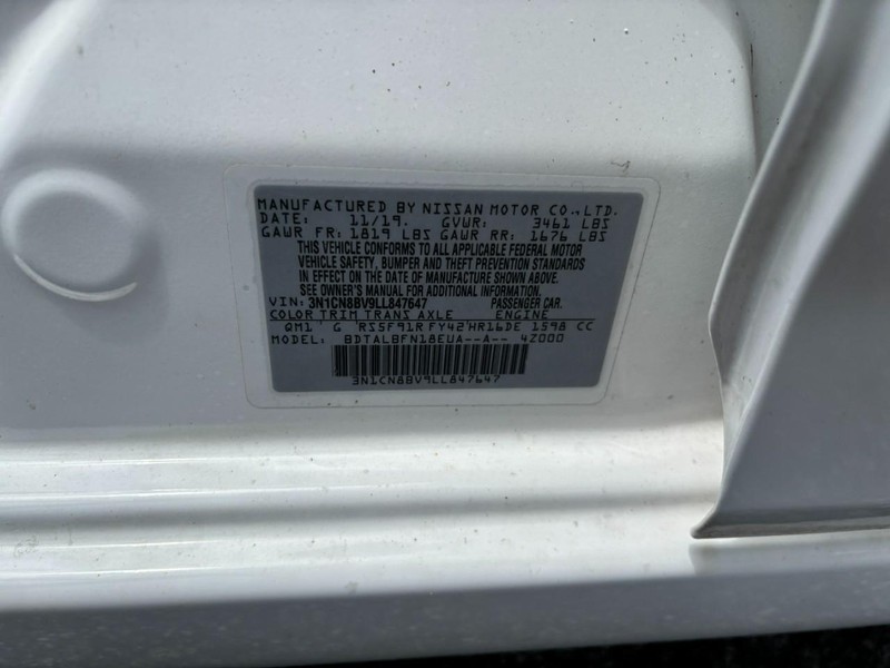 Nissan Versa Vehicle Image 18