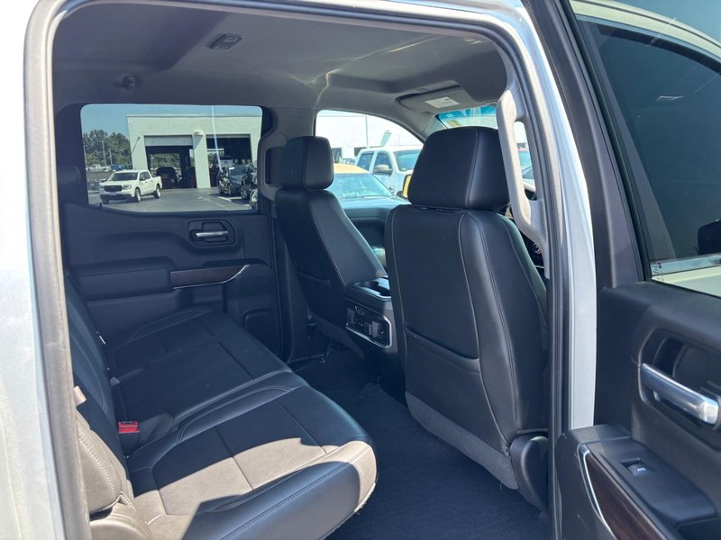 GMC Sierra 1500 Vehicle Image 12