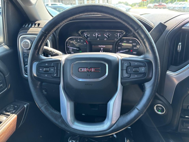 GMC Sierra 1500 Vehicle Image 14