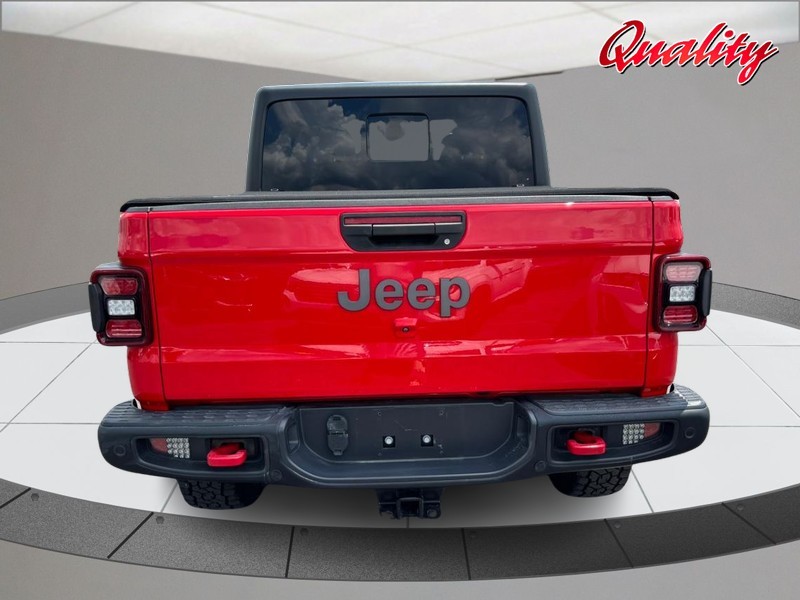 Jeep Gladiator Vehicle Image 04