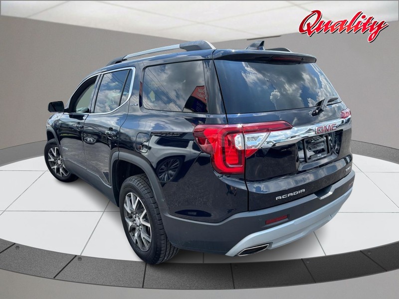 GMC Acadia Vehicle Image 05