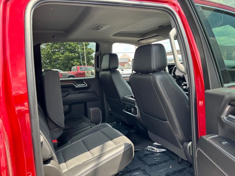GMC Sierra 3500HD Vehicle Image 12