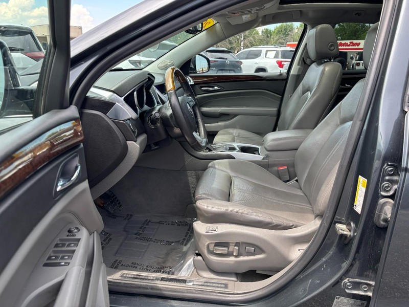 Cadillac SRX Vehicle Image 08
