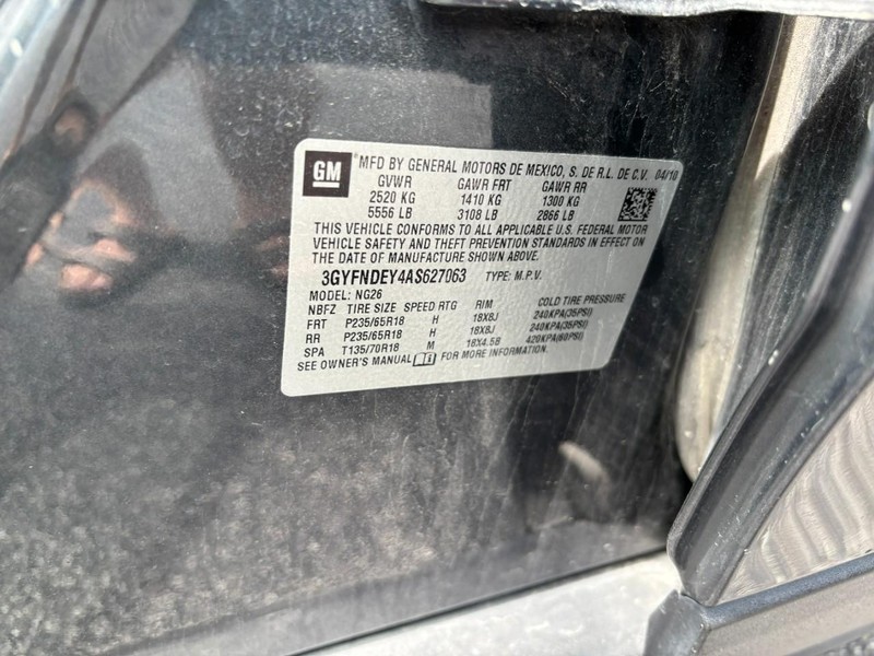 Cadillac SRX Vehicle Image 17