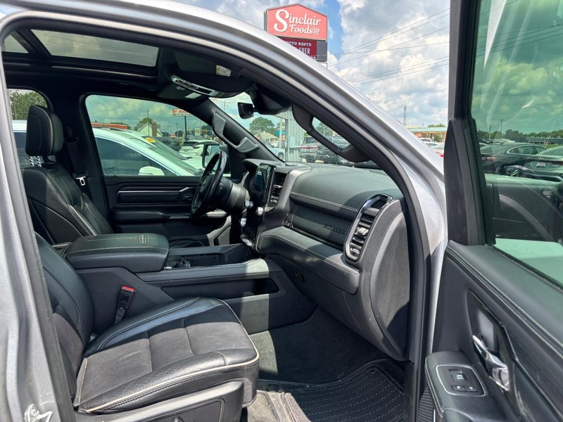 Ram 1500 Vehicle Image 11