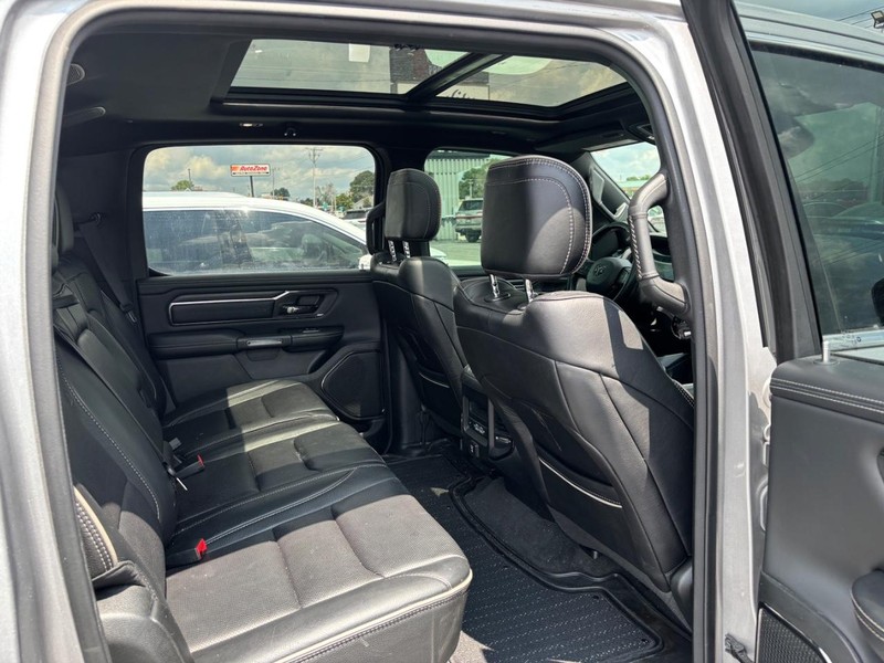 Ram 1500 Vehicle Image 12