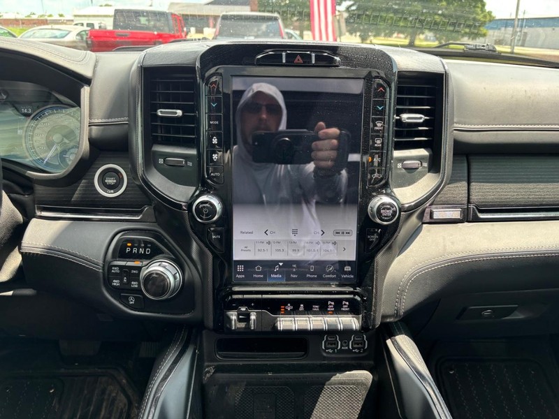 Ram 1500 Vehicle Image 15