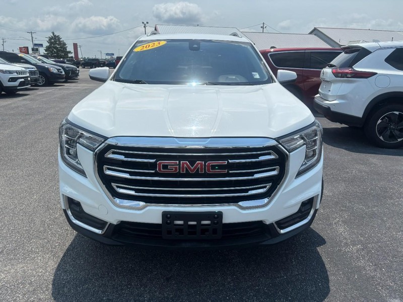 GMC Terrain Vehicle Image 11