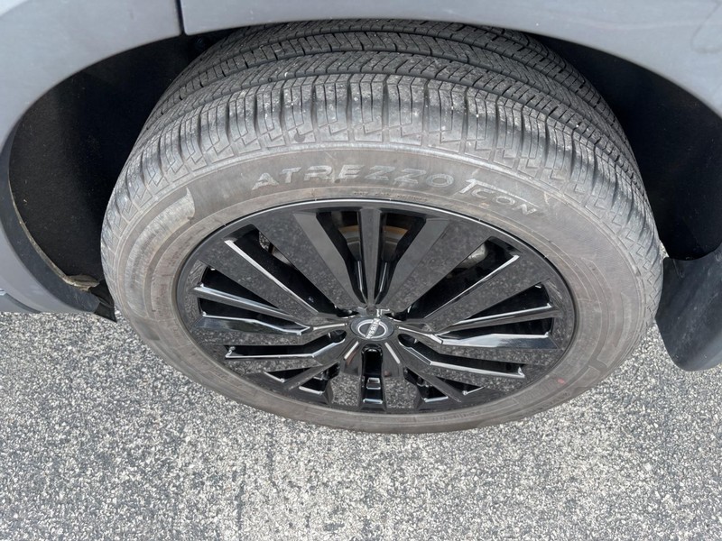 Nissan Pathfinder Vehicle Image 07