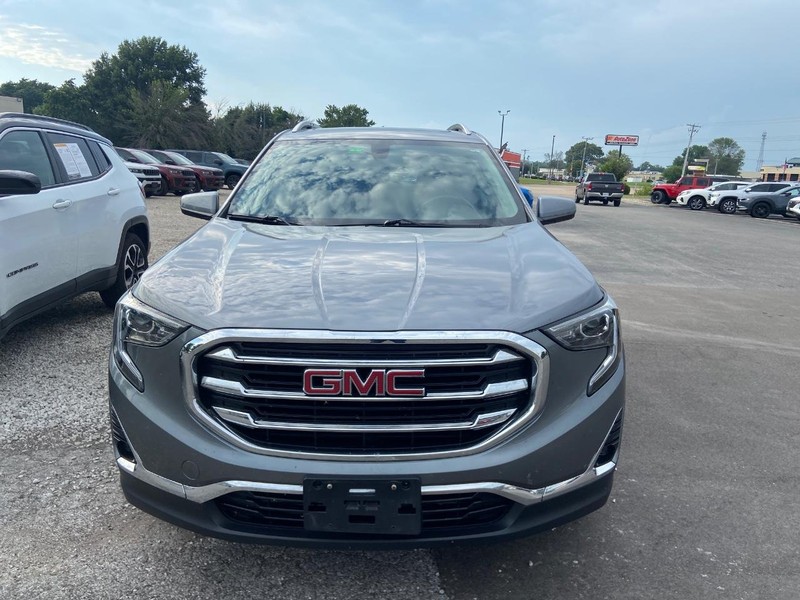 GMC Terrain Vehicle Image 02
