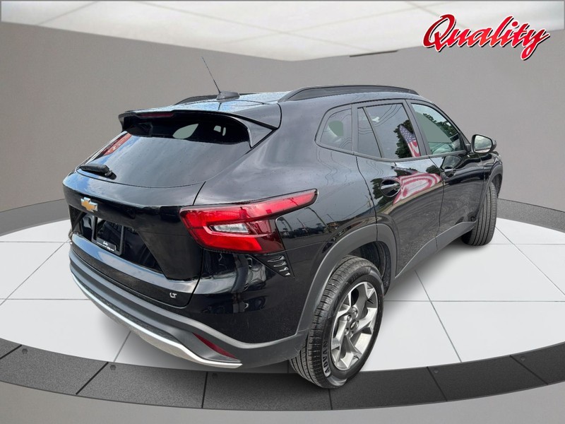 Chevrolet Trax Vehicle Image 03