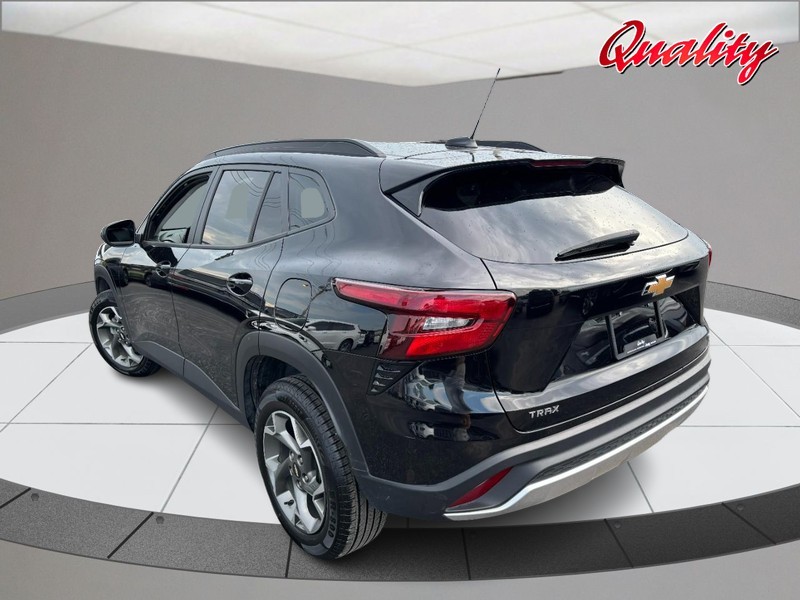 Chevrolet Trax Vehicle Image 05