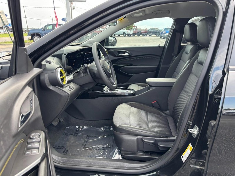 Chevrolet Trax Vehicle Image 07