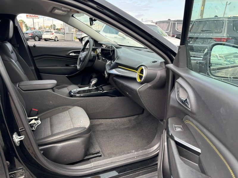 Chevrolet Trax Vehicle Image 10