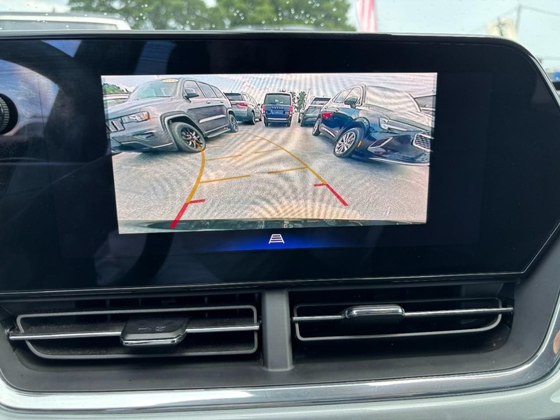 Chevrolet Trax Vehicle Image 18
