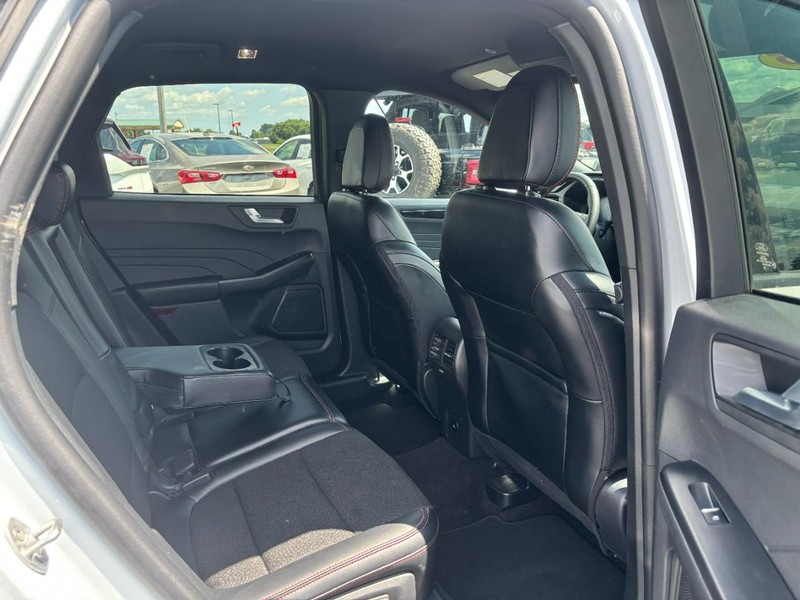Ford Escape Vehicle Image 12