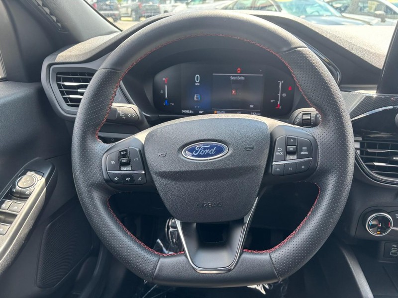 Ford Escape Vehicle Image 14