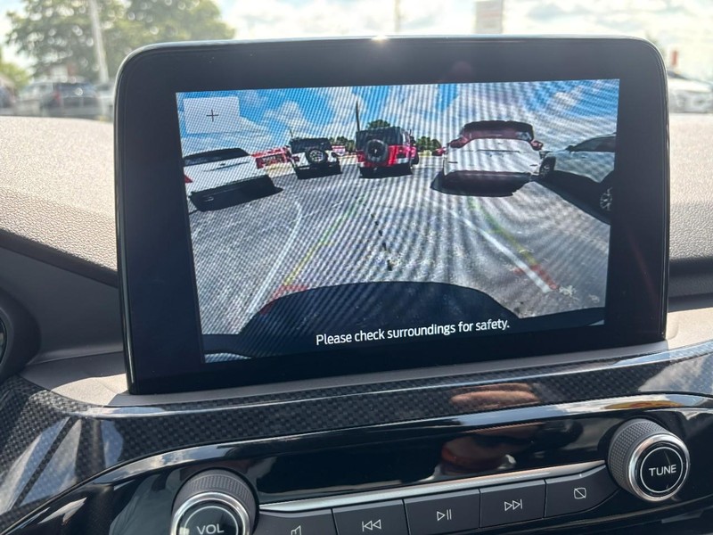 Ford Escape Vehicle Image 19