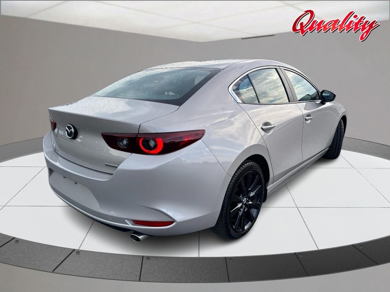 Mazda Mazda3 Sedan Vehicle Image 03
