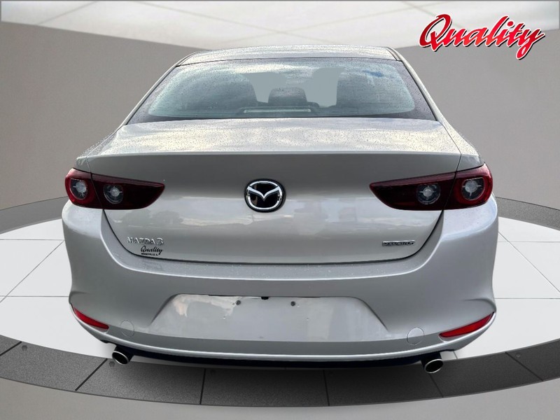 Mazda Mazda3 Sedan Vehicle Image 04