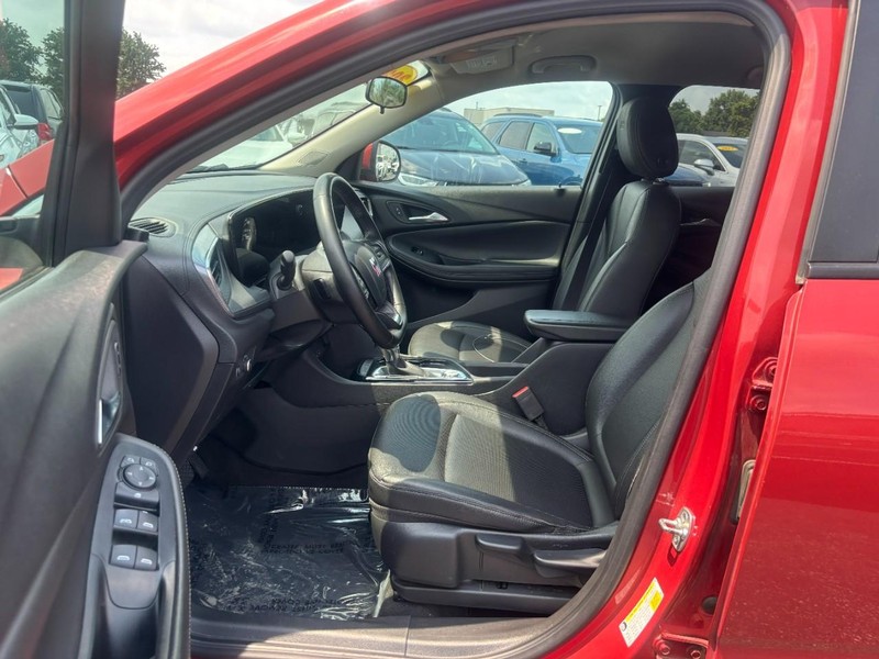 Buick Encore GX Vehicle Image 08