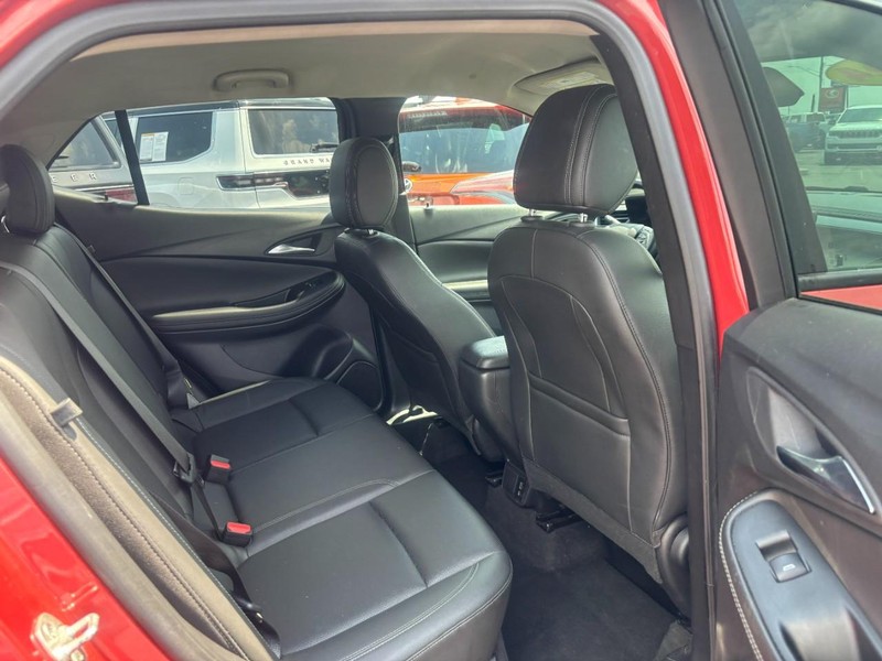 Buick Encore GX Vehicle Image 12