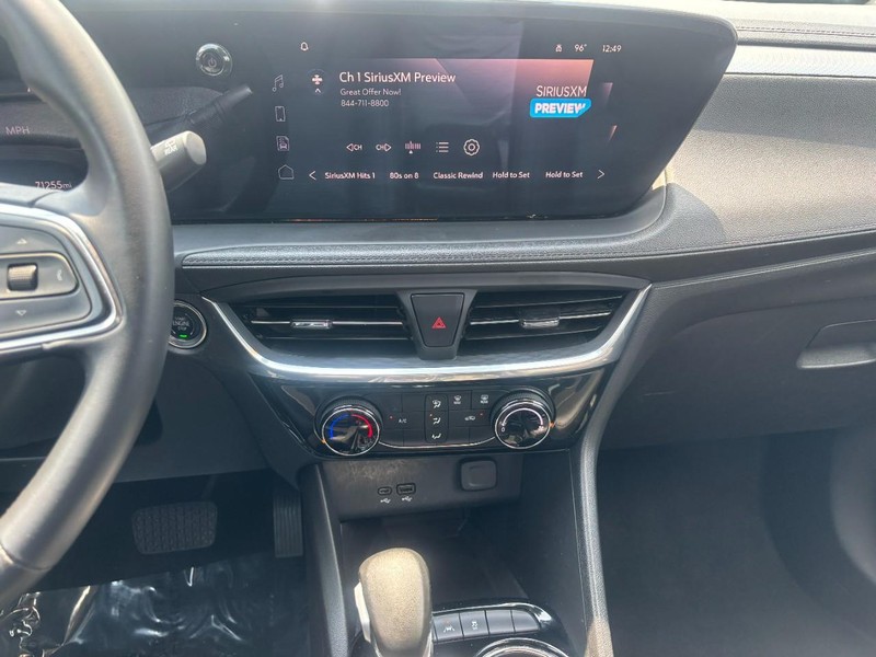 Buick Encore GX Vehicle Image 15