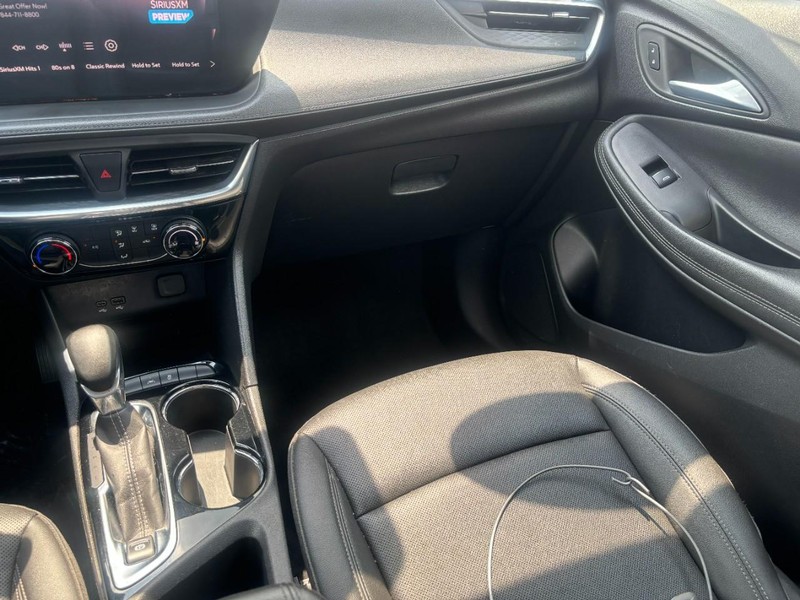 Buick Encore GX Vehicle Image 16