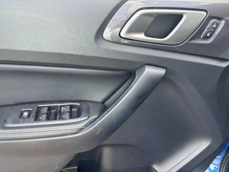 Ford Ranger Vehicle Image 09