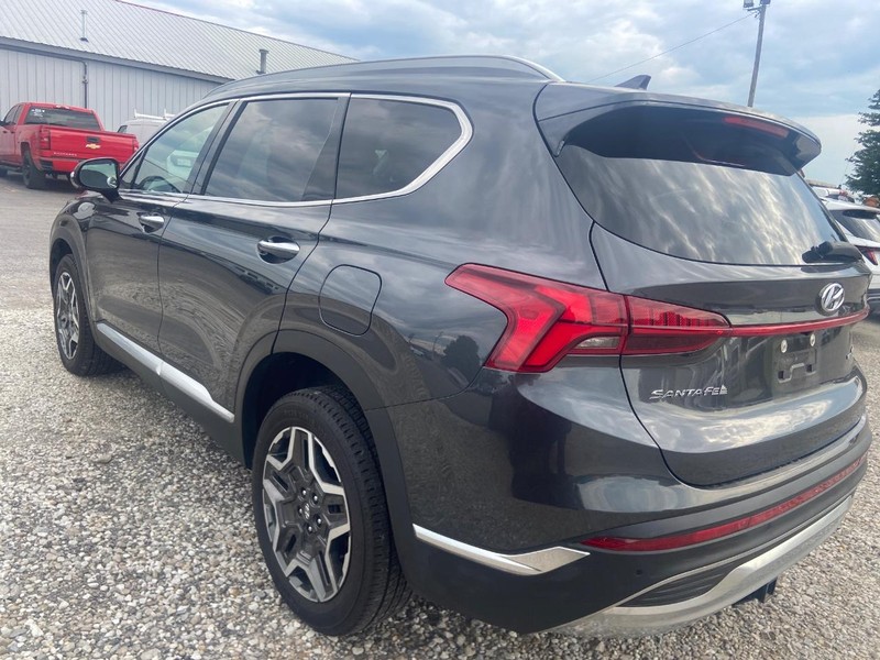 Hyundai Santa Fe Hybrid Vehicle Image 04