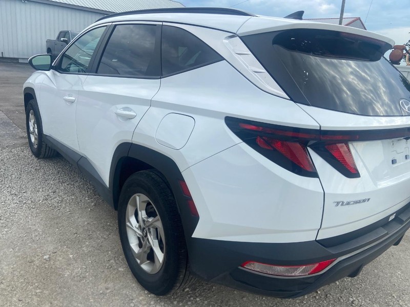 Hyundai TUCSON Vehicle Image 04