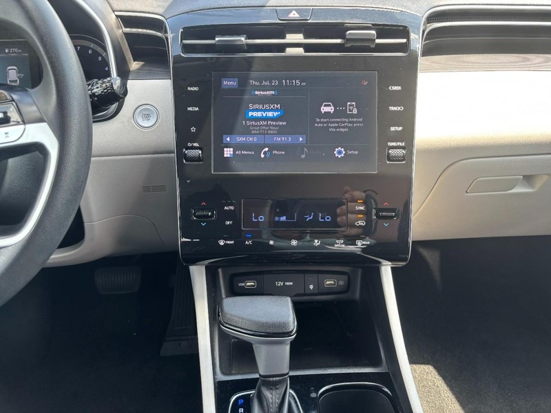 Hyundai Tucson Vehicle Image 15
