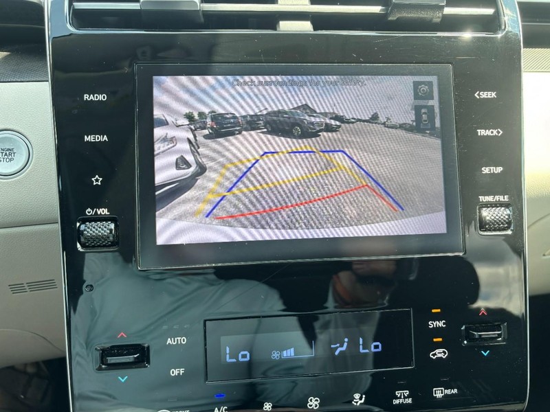 Hyundai Tucson Vehicle Image 19