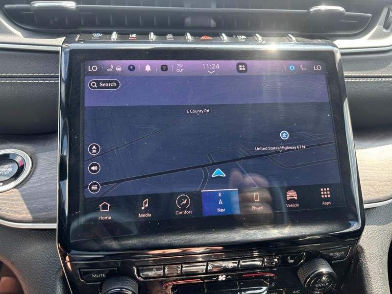 Jeep Grand Cherokee 4xe Vehicle Image 19