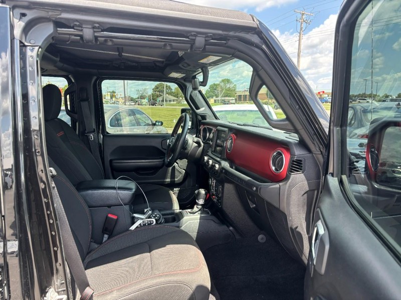 Jeep Wrangler Vehicle Image 11