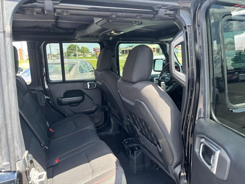 Jeep Wrangler Vehicle Image 12