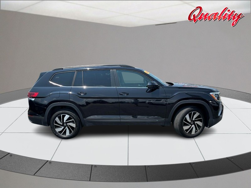 Volkswagen Atlas Vehicle Image 02