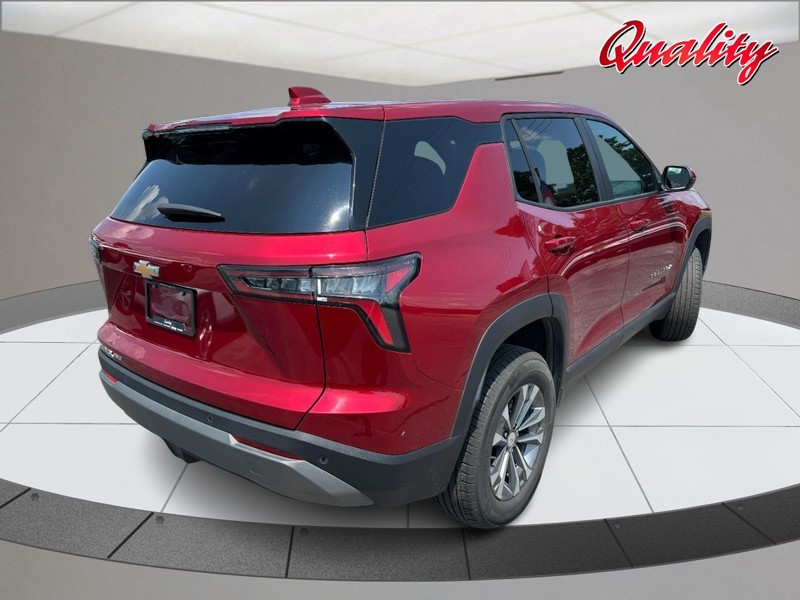 Chevrolet Equinox Vehicle Image 03