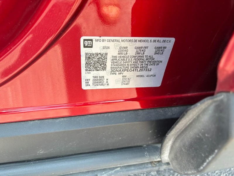 Chevrolet Equinox Vehicle Image 17
