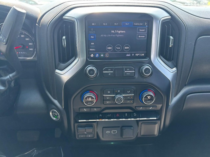 Chevrolet Silverado 1500 Vehicle Image 15