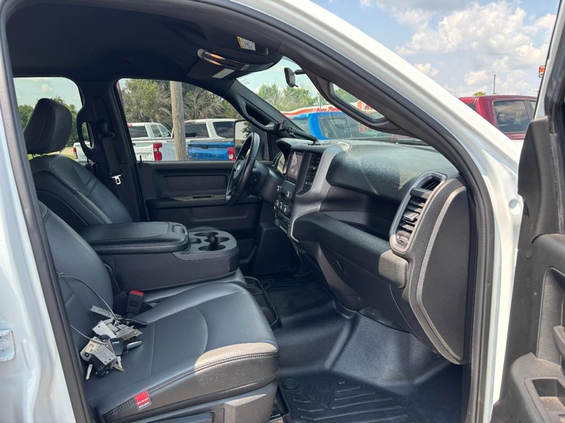 Ram 2500 Vehicle Image 11